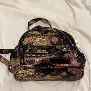 Mini back pack